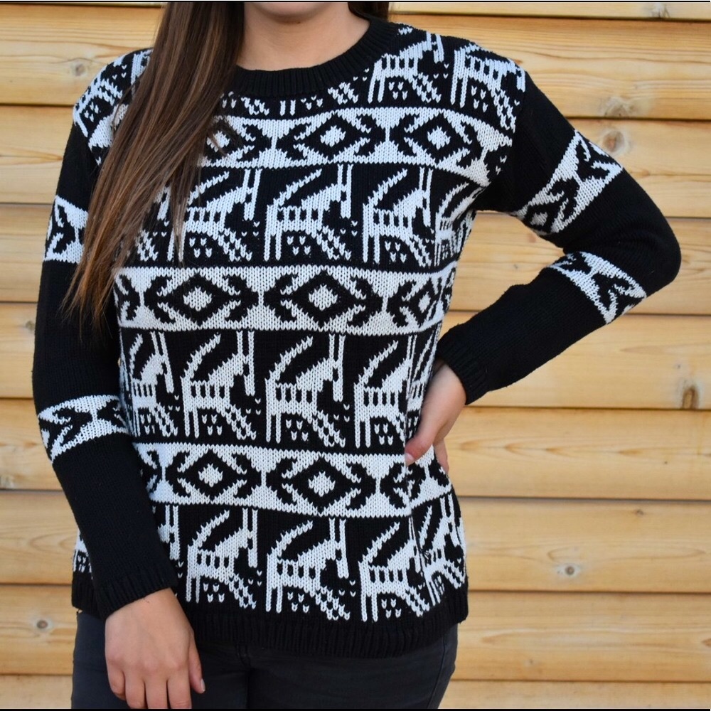 Black & White Bold Printed Forever 21 Sweater
